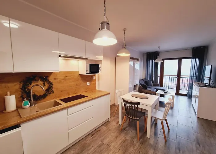 E5 Karpatia - 5d Apartment *