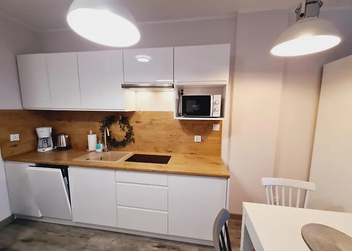 E5 Karpatia - 5d Appartamento *